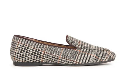 Promise 12 Loafer-Black/Brown Plaid