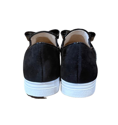 Tux Black Bow Sneakers