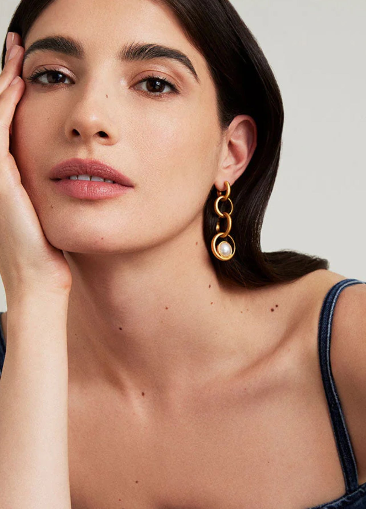 Chain Drop Earrings-Pearl/Gold