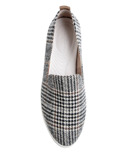 Fay 12 Plaid Loafer-Black/Brown