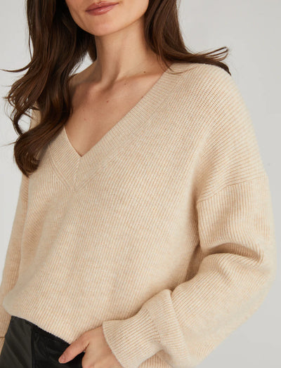 Angela Oversized V-Neck Sweater Wheat