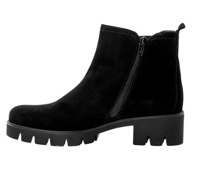 Suede Bootie Lug Sole 51.710.17-Black